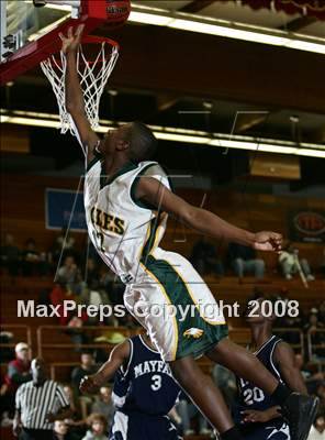Thumbnail 3 in Eisenhower vs. Mayfair (MaxPreps Holiday Classic) photogallery.