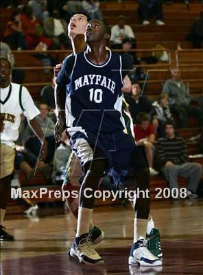 Thumbnail 2 in Eisenhower vs. Mayfair (MaxPreps Holiday Classic) photogallery.