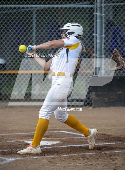 Thumbnail 2 in Skyview vs. Green Mountain photogallery.