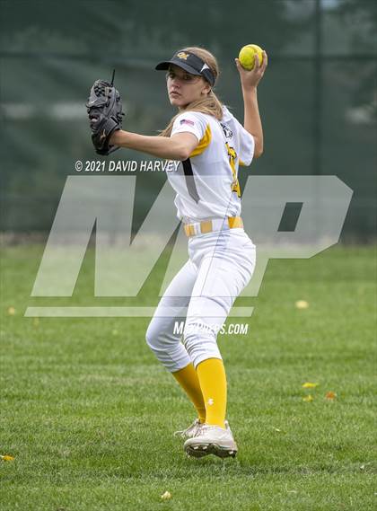Thumbnail 3 in Skyview vs. Green Mountain photogallery.