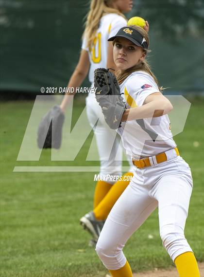 Thumbnail 3 in Skyview vs. Green Mountain photogallery.
