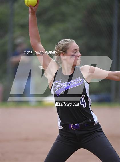 Thumbnail 2 in Skyview vs. Green Mountain photogallery.