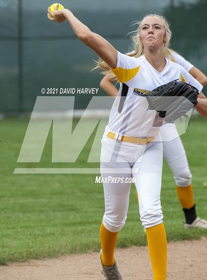 Thumbnail 3 in Skyview vs. Green Mountain photogallery.