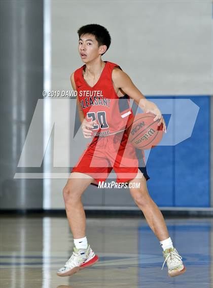 Thumbnail 3 in Pleasant Grove vs. River Valley (Les Curry Invitational) photogallery.