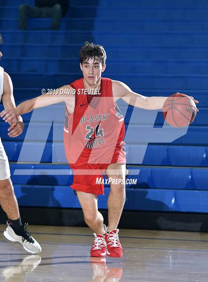 Thumbnail 3 in Pleasant Grove vs. River Valley (Les Curry Invitational) photogallery.