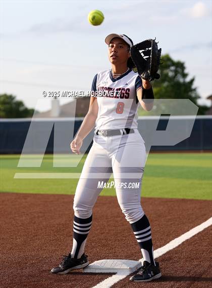 Thumbnail 1 in Rockwall @ Sachse (UIL 6A D1 Girls Softball Bi-District) photogallery.
