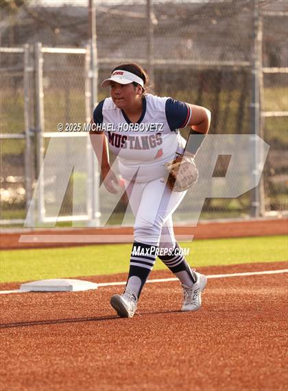 Thumbnail 2 in Rockwall @ Sachse (UIL 6A D1 Girls Softball Bi-District) photogallery.