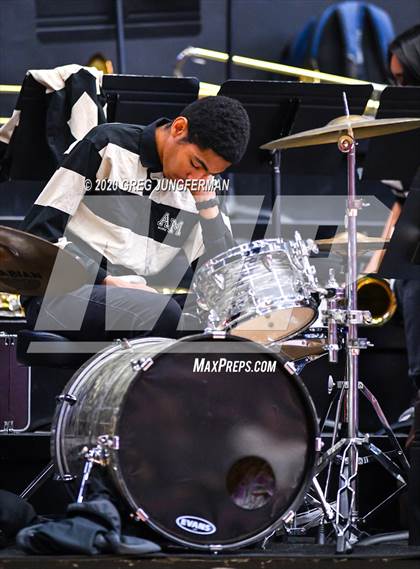 Thumbnail 1 in Archbishop Mitty vs. Pinewood (CIF CCS Open Division Final) photogallery.