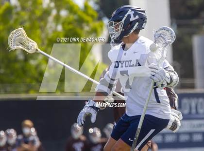 Thumbnail 3 in Crespi @ Loyola photogallery.