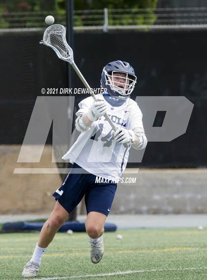 Thumbnail 2 in Crespi @ Loyola photogallery.