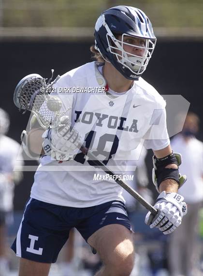 Thumbnail 2 in Crespi @ Loyola photogallery.