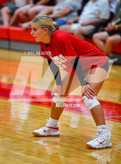 Thumbnail 1 in Columbus vs East Bernard (Scrimmage) photogallery.