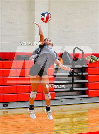 Thumbnail 3 in Columbus vs East Bernard (Scrimmage) photogallery.