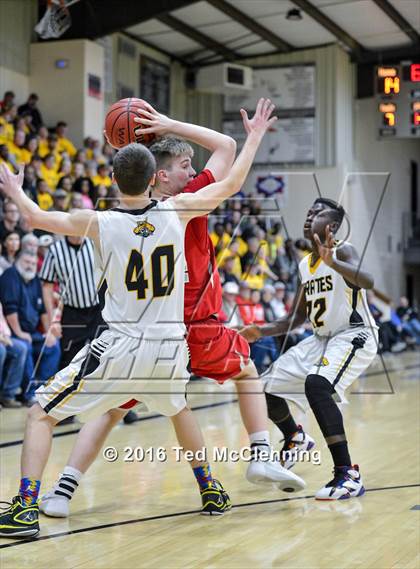 Thumbnail 3 in Emerson vs. County Line (AAA 1A Third Round Playoff) photogallery.