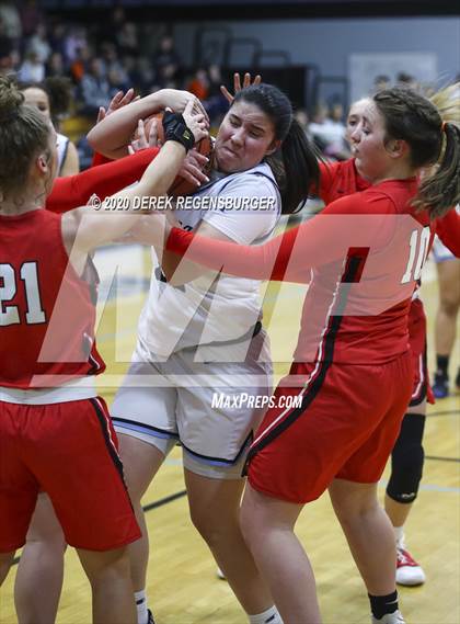 Thumbnail 1 in Brighton vs Mountain Range (CHSAA 5A Round 1 Playoff) photogallery.