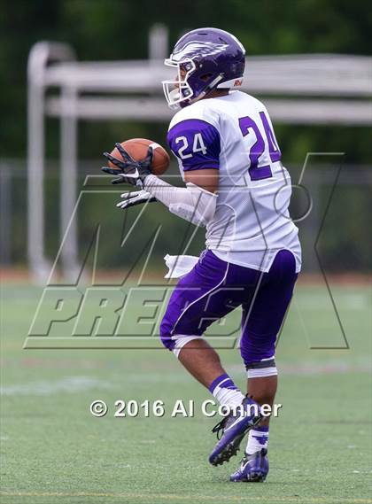 Thumbnail 2 in Gonzaga @ Bishop McNamara photogallery.