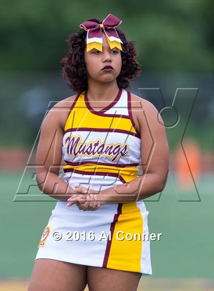 Thumbnail 3 in Gonzaga @ Bishop McNamara photogallery.