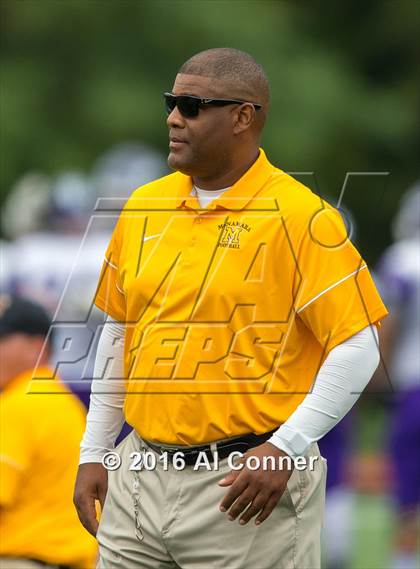 Thumbnail 1 in Gonzaga @ Bishop McNamara photogallery.