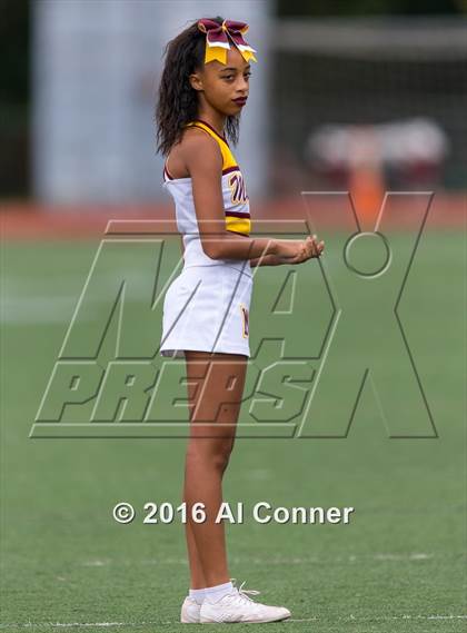 Thumbnail 2 in Gonzaga @ Bishop McNamara photogallery.