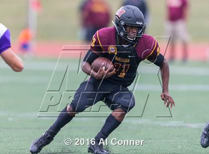 Thumbnail 2 in Gonzaga @ Bishop McNamara photogallery.