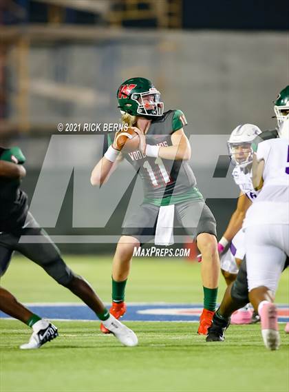 Thumbnail 2 in The Woodlands vs Willis photogallery.