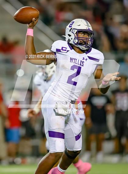 Thumbnail 1 in The Woodlands vs Willis photogallery.