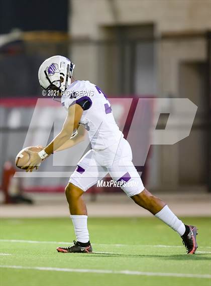 Thumbnail 2 in The Woodlands vs Willis photogallery.