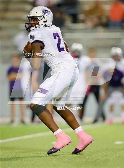 Thumbnail 1 in The Woodlands vs Willis photogallery.