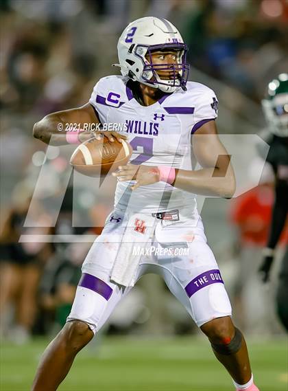 Thumbnail 1 in The Woodlands vs Willis photogallery.