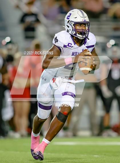 Thumbnail 1 in The Woodlands vs Willis photogallery.