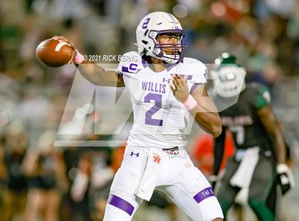 Thumbnail 2 in The Woodlands vs Willis photogallery.