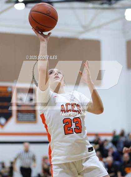 Thumbnail 3 in Pleasant @ Amanda-Clearcreek (OHSAA D5 Sectional) photogallery.