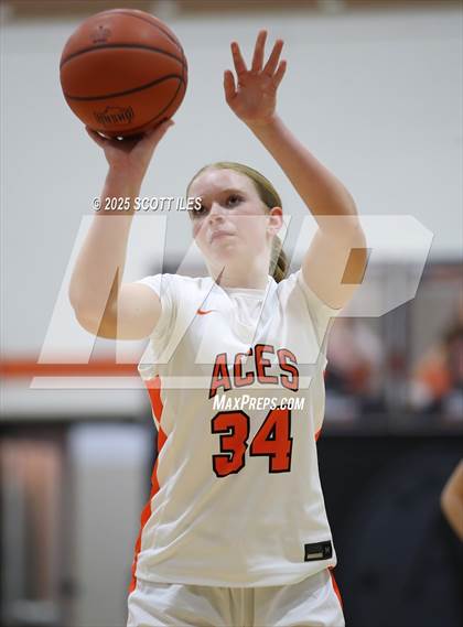 Thumbnail 3 in Pleasant @ Amanda-Clearcreek (OHSAA D5 Sectional) photogallery.