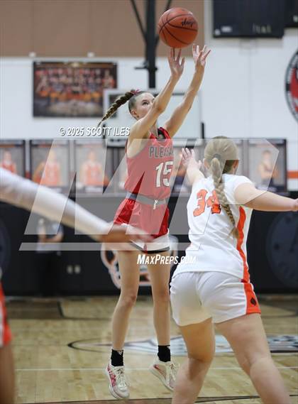 Thumbnail 2 in Pleasant @ Amanda-Clearcreek (OHSAA D5 Sectional) photogallery.