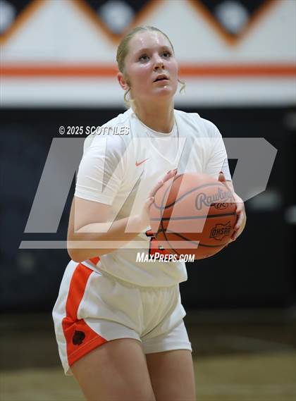 Thumbnail 3 in Pleasant @ Amanda-Clearcreek (OHSAA D5 Sectional) photogallery.