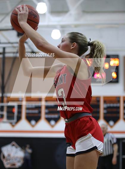 Thumbnail 1 in Pleasant @ Amanda-Clearcreek (OHSAA D5 Sectional) photogallery.