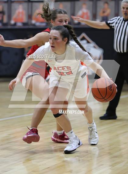 Thumbnail 1 in Pleasant @ Amanda-Clearcreek (OHSAA D5 Sectional) photogallery.