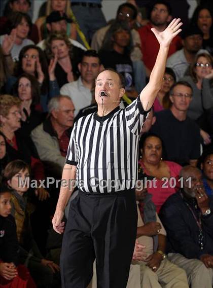 Thumbnail 2 in Foothill @ Sacramento (CIF State NorCal D3 Playoffs) photogallery.