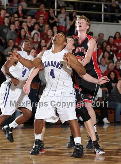 Thumbnail 3 in Foothill @ Sacramento (CIF State NorCal D3 Playoffs) photogallery.