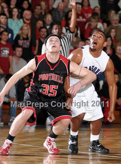 Thumbnail 1 in Foothill @ Sacramento (CIF State NorCal D3 Playoffs) photogallery.