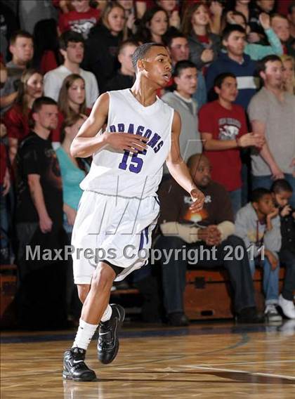 Thumbnail 3 in Foothill @ Sacramento (CIF State NorCal D3 Playoffs) photogallery.