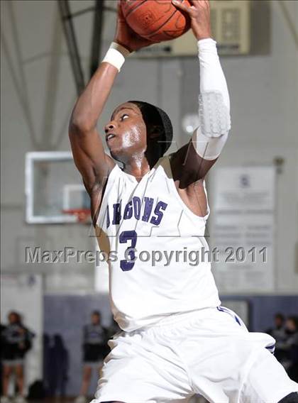 Thumbnail 2 in Foothill @ Sacramento (CIF State NorCal D3 Playoffs) photogallery.