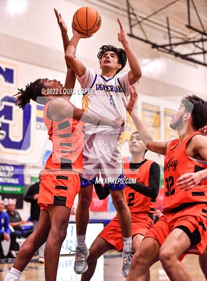 Thumbnail 2 in Chaffey @ Charter Oak photogallery.