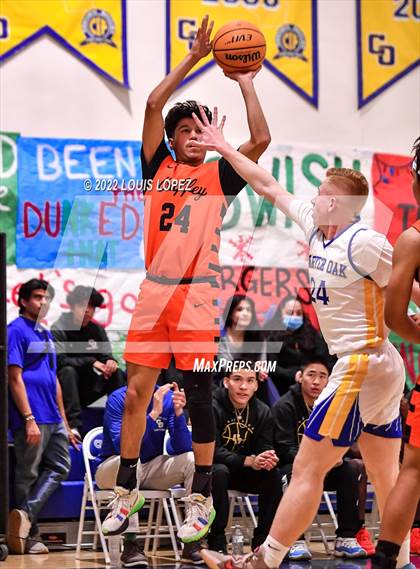 Thumbnail 1 in Chaffey @ Charter Oak photogallery.