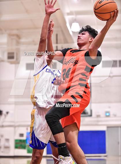 Thumbnail 1 in Chaffey @ Charter Oak photogallery.