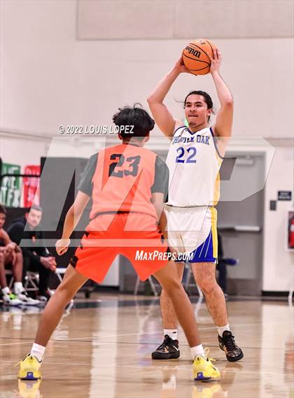 Thumbnail 2 in Chaffey @ Charter Oak photogallery.
