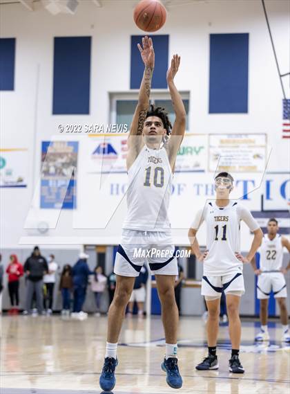 Thumbnail 1 in St. Ignatius @ Inderkum (CIF NorCal DI Regional Semifinal) photogallery.