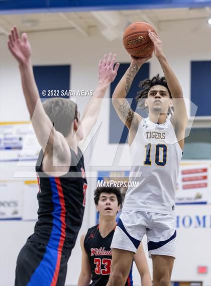 Thumbnail 3 in St. Ignatius @ Inderkum (CIF NorCal DI Regional Semifinal) photogallery.