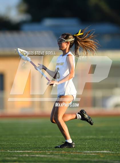 Thumbnail 3 in Mission Bay vs. Helix (CIFSD D3 Quarterfinal) photogallery.