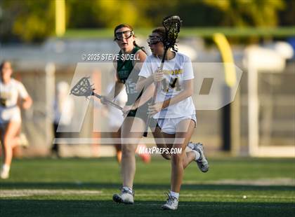 Thumbnail 2 in Mission Bay vs. Helix (CIFSD D3 Quarterfinal) photogallery.